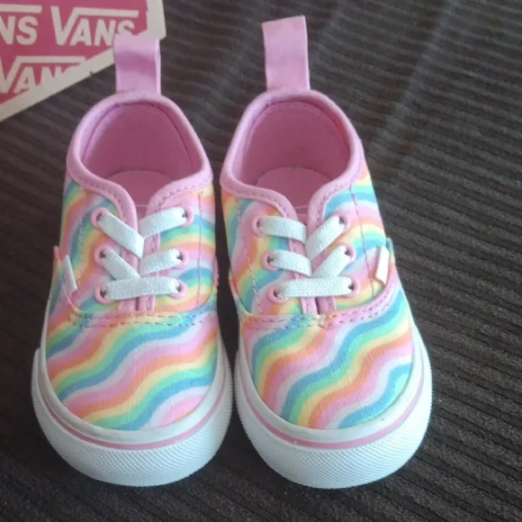 Vans Kids Rainbow Stripe Sneakers Toddler 5 1/2 NWT - Picture 4 of 7